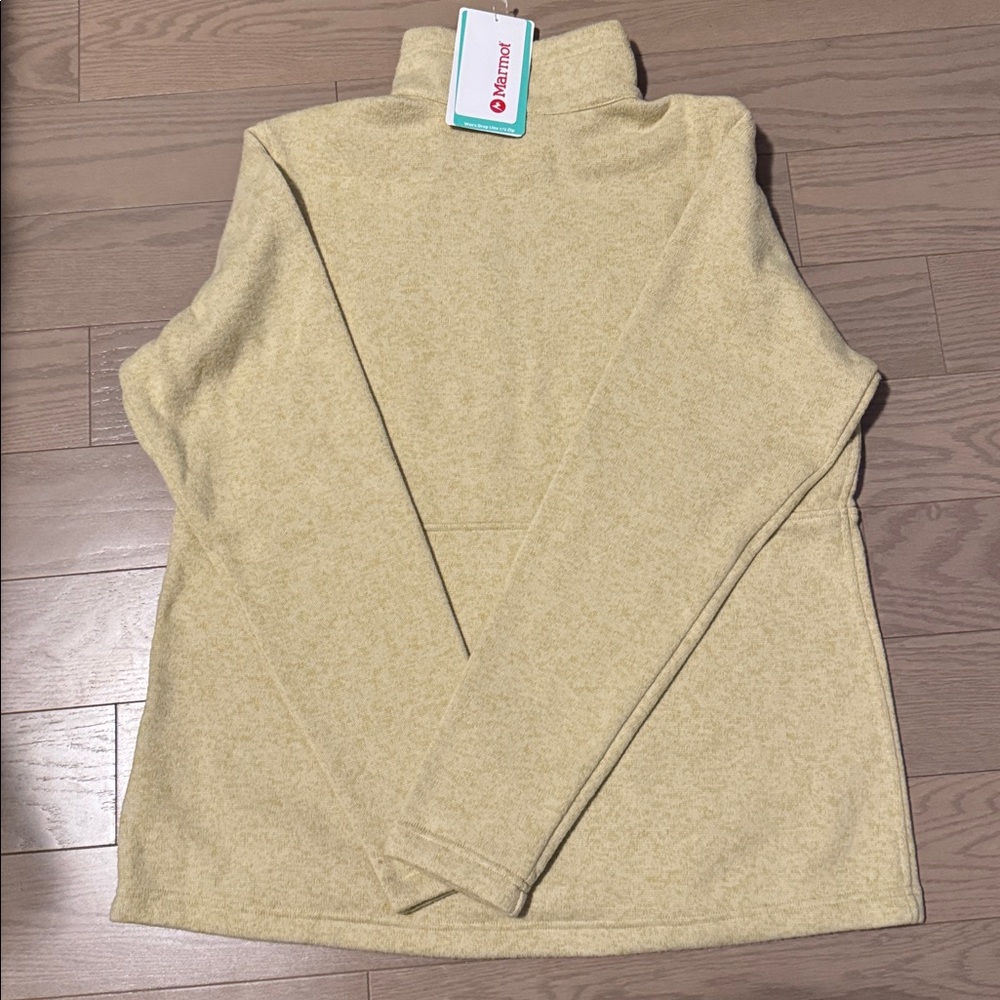 XL Marmot Half Zip Top - Picture 5 of 5